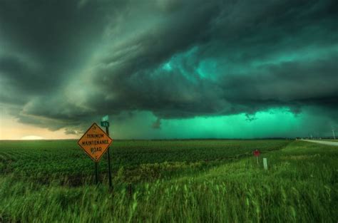 Green Storm Clouds | Storm photography, Digital photography magazine, Nature photos