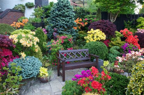 Quiet Corner:Small Garden Design – Tips and Tricks - Quiet Corner