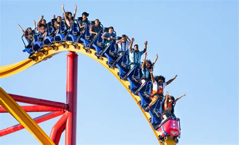 WONDER WOMAN Flight of Courage Opens at Six Flags Magic Mountain ...