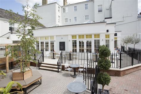 Book Royal Wells Hotel in Royal Tunbridge Wells | Hotels.com