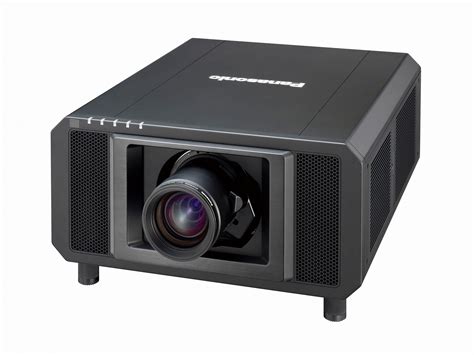 Panasonic Demonstrates the Latest Projectors at Infocomm 2015 in Brazil ...