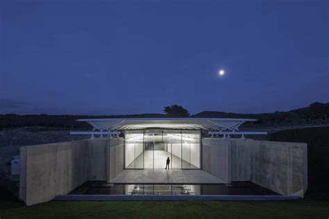 Château La Coste Art Gallery / Renzo Piano Building Workshop | ArchDaily