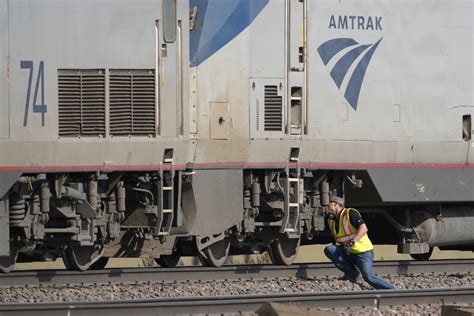 Investigators probe deadly Amtrak derailment in Montana | AP News