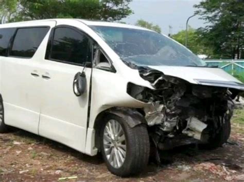 Putra Amien Rais Kecelakaan di Tol Cipali - FAJAR