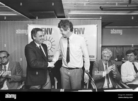 Farewell Wim Kok from the FNV; Hans Pont (l) and Wim Kok ca. 1985 Stock Photo - Alamy