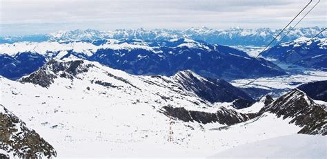 Kitzsteinhorn Mountain Photo by | 6:30 am 20 Dec 2005