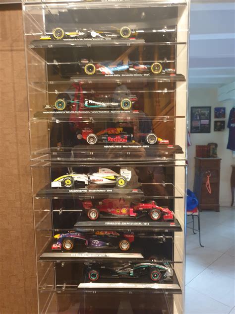 1:18 Scale F1 Model Car Wall Display Case for 5 F1 models