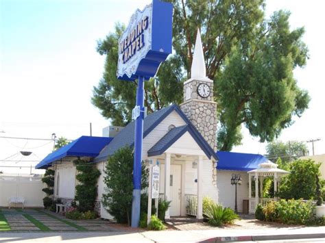 Graceland Wedding Chapel | Las Vegas, NV