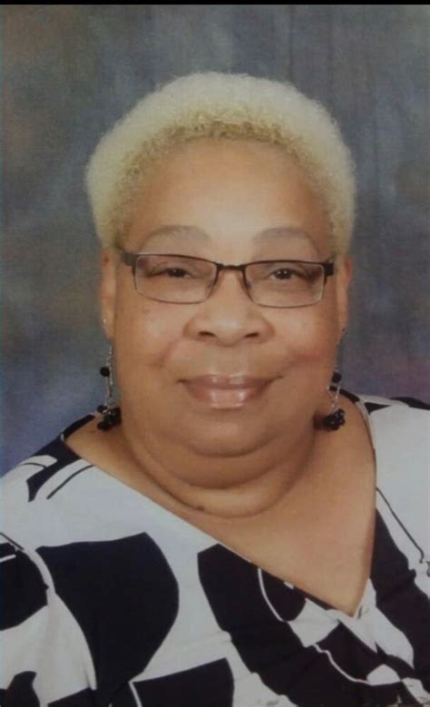 Obituary of Essie F Womack | Welcome to Richardson Funeral Home of...