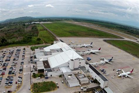 Aeropuertos de Honduras traspasa los cuatro aeropuertos internacionales del país - El Pulso