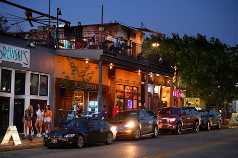 Outdoor drinking on tap for downtown Fayetteville | Northwest Arkansas Democrat-Gazette