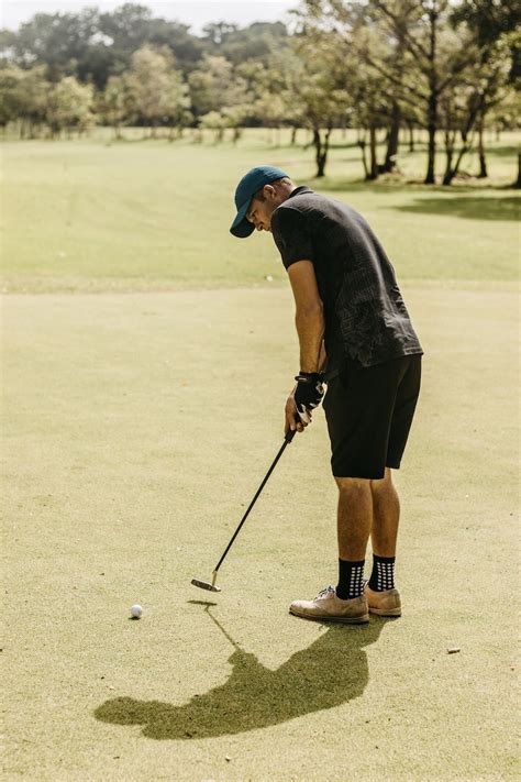 What Is A Golf Slice? The Causes & How To Fix It - Philathletics