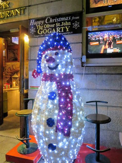 Christmas In Ireland: Irish Christmas Traditions In Dublin