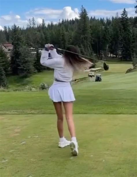 Paulina Gretzky shows off golf swing on Dustin Johnson's birthday