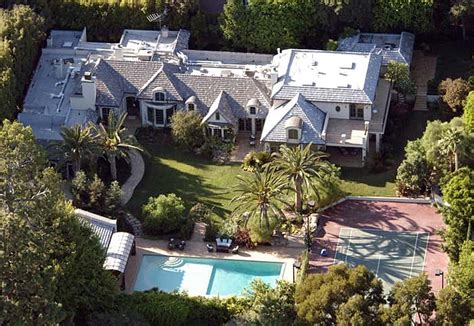 10 Incredible Mansions of the Rich and Famous | Page 4 of 10 | Interesticle | Page 4