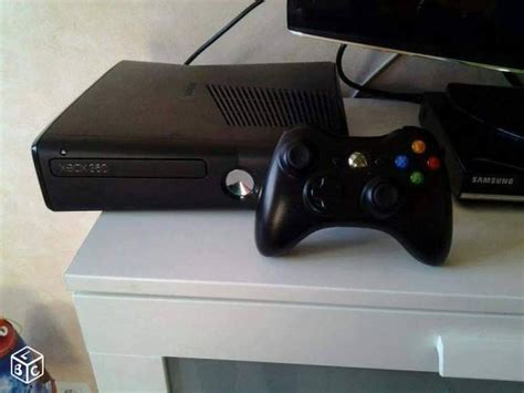 Troc Echange Console XBOX 360 4 Go sur France-Troc.com