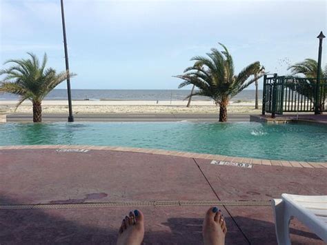 HOLIDAY INN EXPRESS GULFPORT BEACH, AN IHG HOTEL - Updated 2024 Prices ...