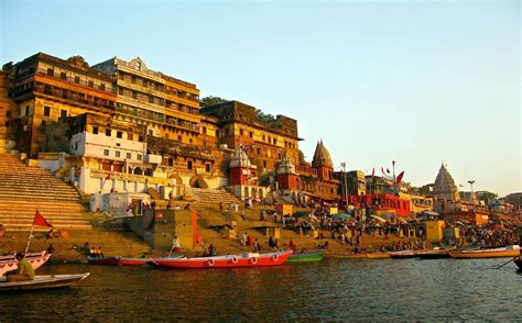 Varanasi, India: A Traveler's Guide - Pin Adventures