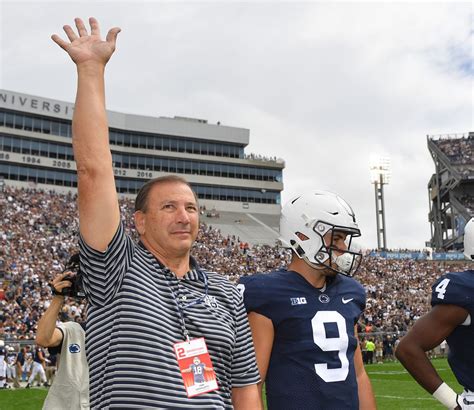 Heisman Trophy Winner, John Cappelletti, served as today’s honorary ...