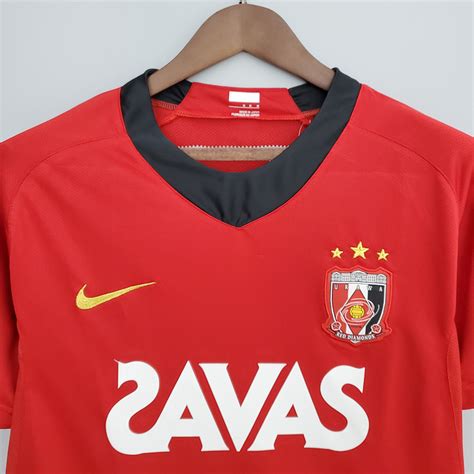 Urawa Reds Home 2008 - classicretrokit