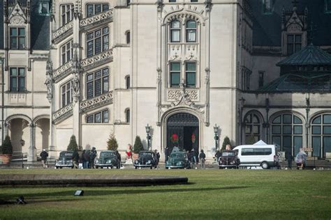 Hallmark Channel's 'A Biltmore Christmas': Watch sneak peek of film