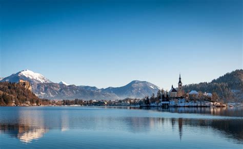 lake bled snow-1-2 - Andy's Travel Blog