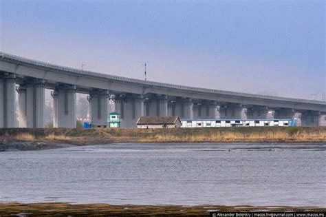 The New Yalu River Highway Bridge