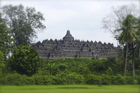 Borobudur Paleolake and the Cradle of Civilization | Atlantis in the Java Sea