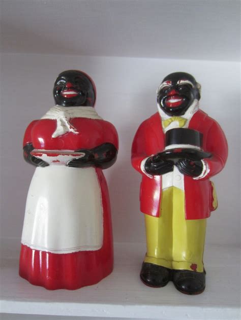 Vintage Bake-lite salt n pepper shakers | Vintage baking, Shakers, Salt and pepper shakers