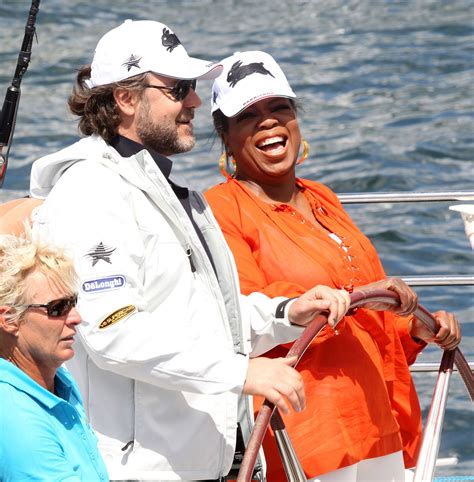 Oprah Winfrey caught a boat ride with Russell Crowe while filming her | Set Sail With Over 50 ...