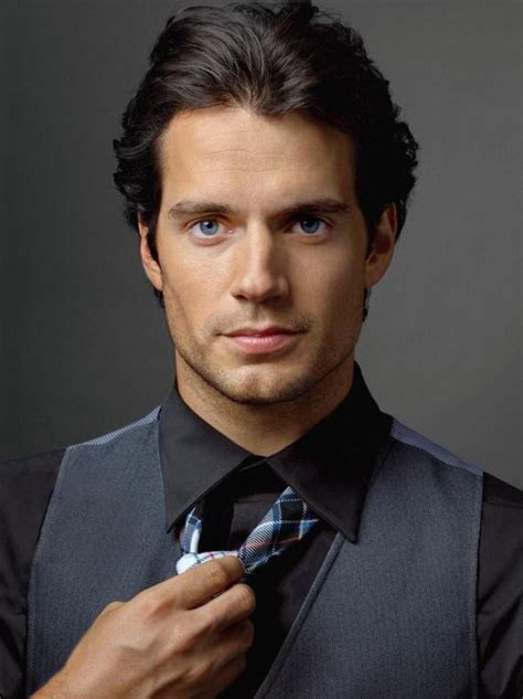 Henry Cavill in Man of Steel | Henry Cavill Photos | FanPhobia - Celebrities Database