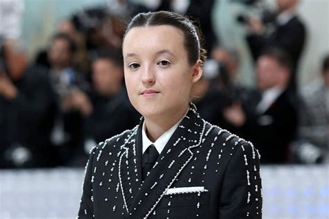 MET Gala 2023: Bella Ramsey in Thom Browne | 15 Minute News