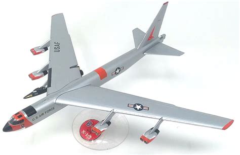 New Atlantis 1:175 Boeing B-52 with X-15 on Swivel Stand Plastic Model ...