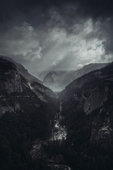 Winter in Yosemite :: Behance