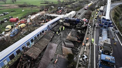 Greece train crash: Death toll rises to 57, rescue operations on ...