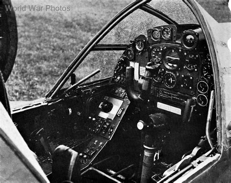 Do 335 cockpit | World War Photos