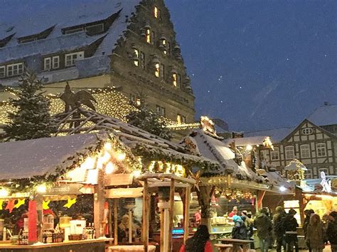 Hamelner Weihnachtsmarkt - Historische Altstadt Hameln - CASTLEWELT®