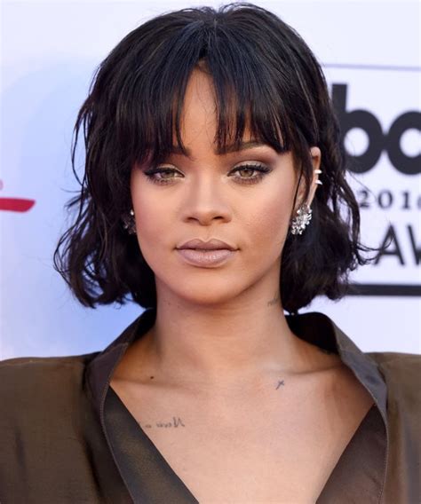 Rihanna Hairstyle – Latest Hairstyle in 2023