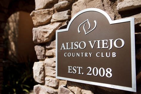 Aliso Viejo Country Club outdoor wedding venue | Southern California | Nicole Caldwell