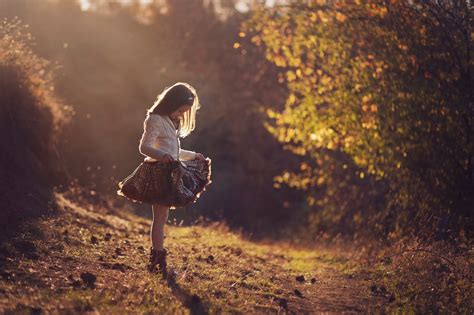 little girl, Nature, Grass, Sun rays, Depth of field HD Wallpapers / Desktop and Mobile Images ...