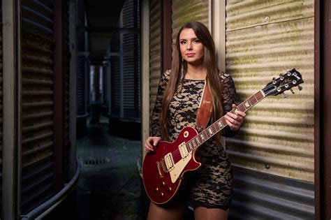 Exclusive: Guitarist/Singer-Songwriter Ally Venable Premieres Video for ...