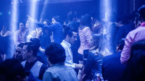 Aprender acerca 80+ imagen night club polanco - Abzlocal.mx