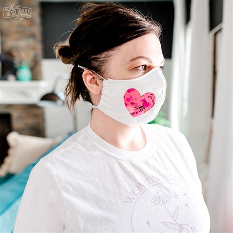 How to Sew a DIY Face Mask | The DIY Mommy