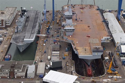 HMS Illustrious (R06) next to HMS Queen Elizabeth (R08) at Rosyth ...