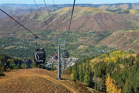 9 Best Fall Drives in Colorado to See Mountain Autumn Colors