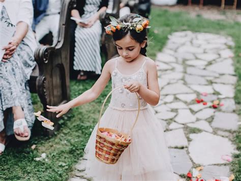 24 Flower Girl Baskets Fit for Your Theme