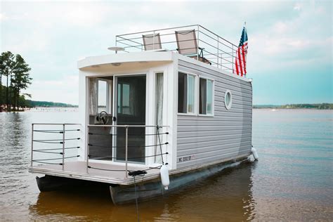 photo 1 | House boat, Houseboat living, House boats for sale