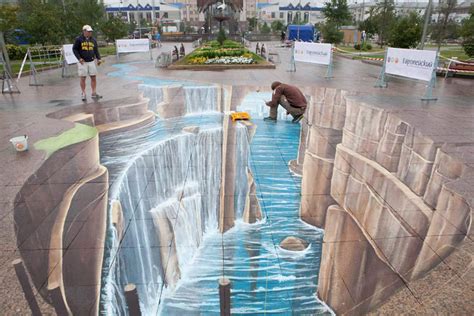 The Wallpapers: 3D Street Painting