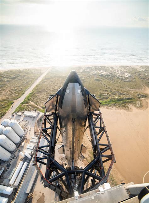 SpaceX Starship shines on pad ahead of 1st orbital launch (photos) | Space