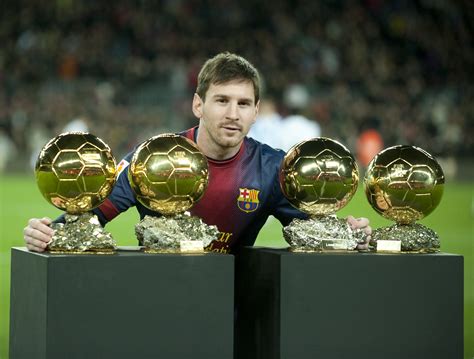 Balón de Oro 2015: Messi, a por el quinto con cuatro títulos como aval